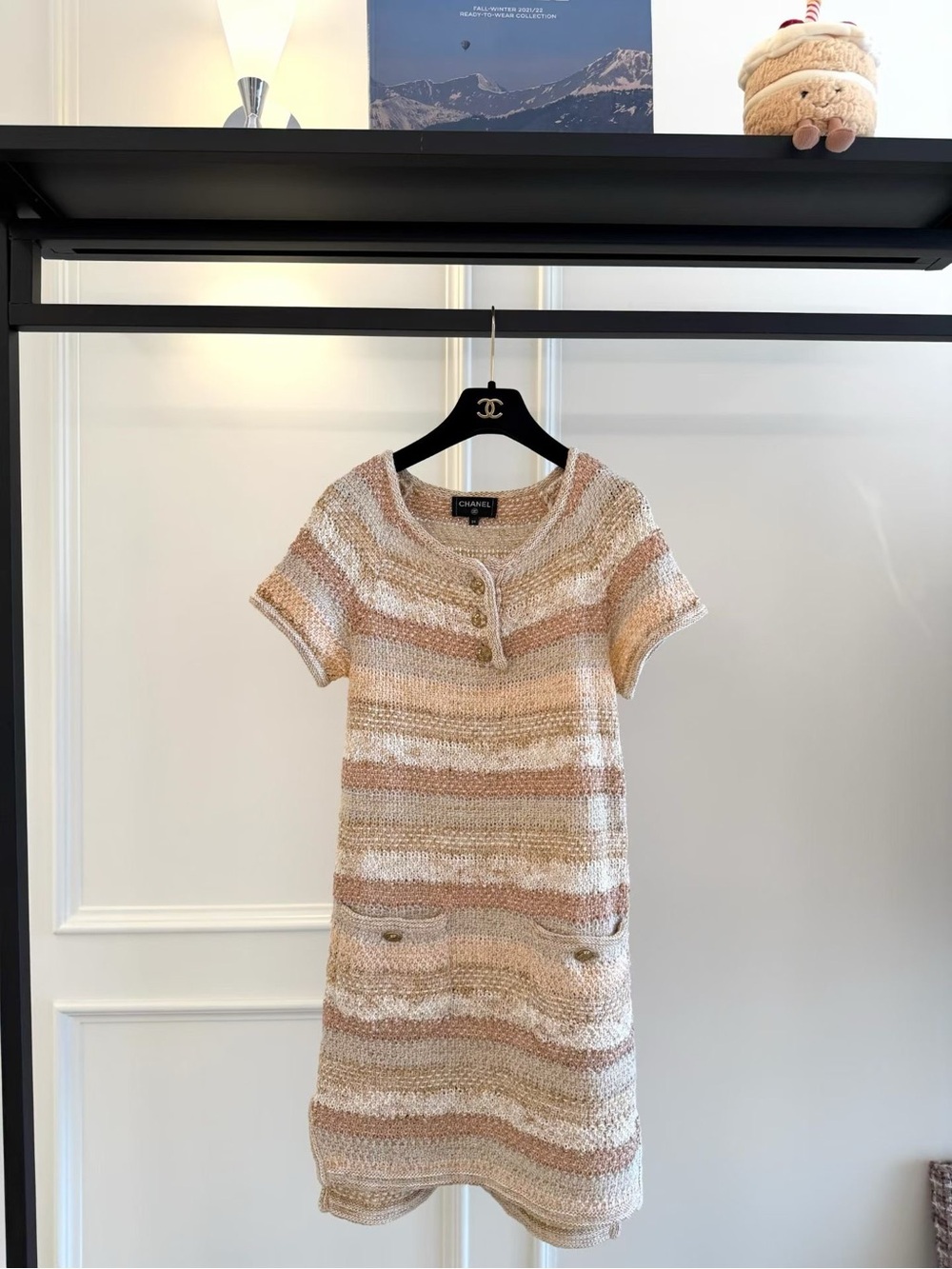 🚩steal CHANEL Striped Bouclé Knit Mini Dress in Cream and Tan
